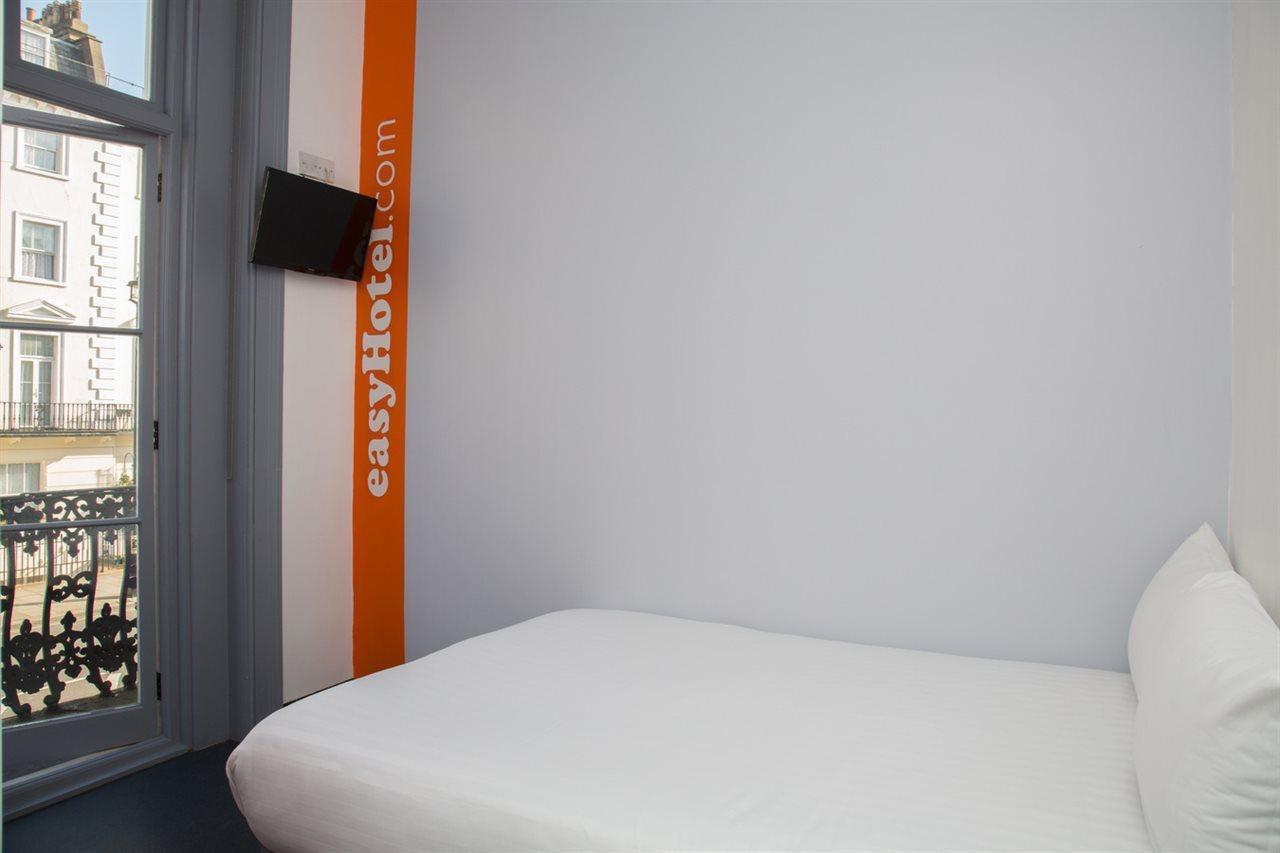 Отель Easyhotel Victoria 2*