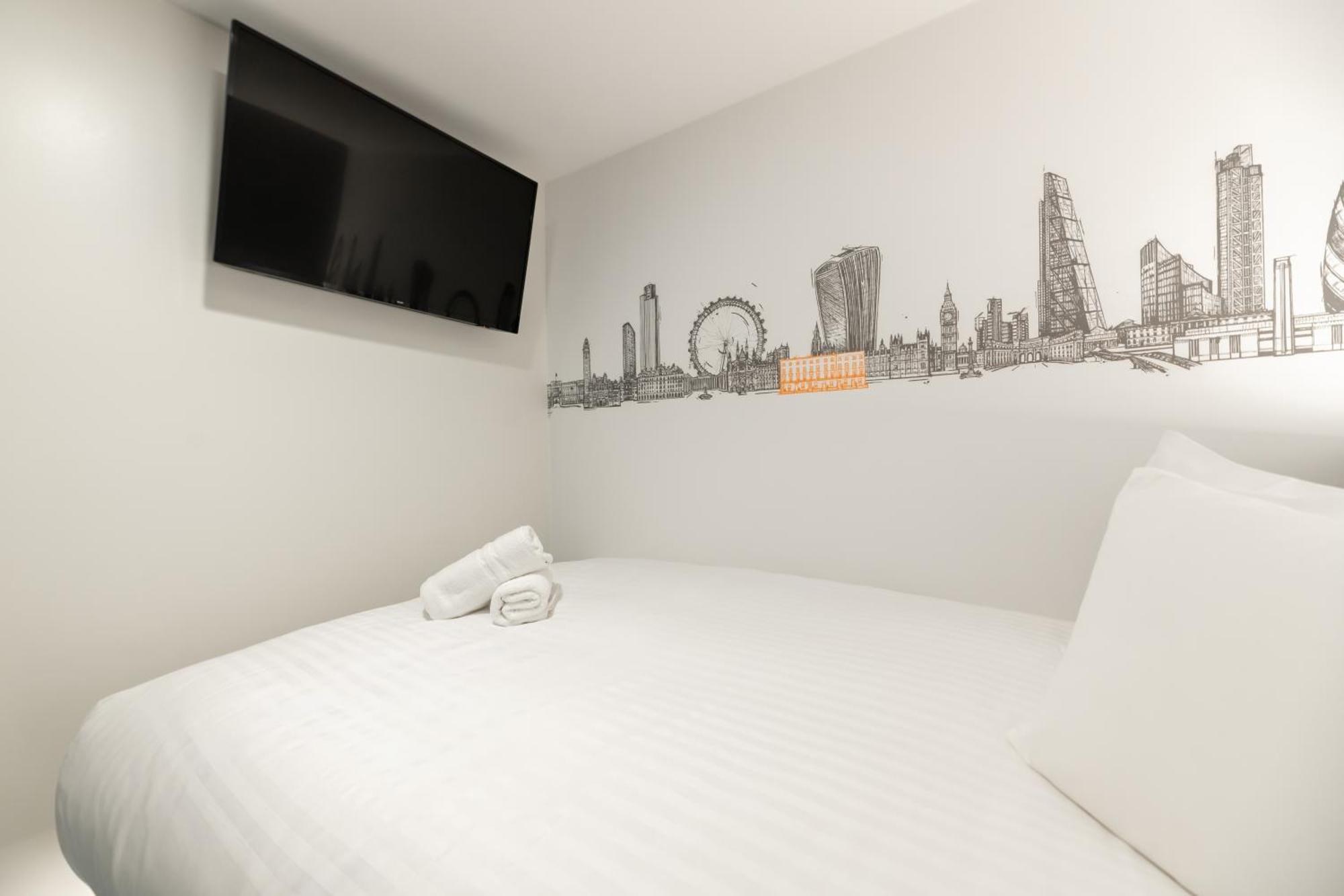 Easyhotel Victoria 2* Лондон