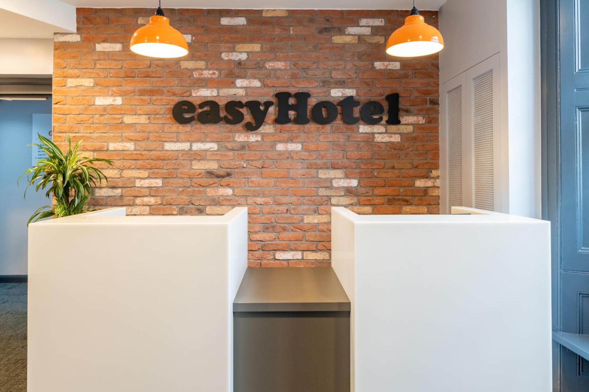 Easyhotel Victoria Лондон